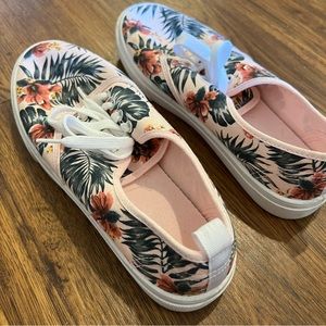 Tropical sneakers 🩷 🌴